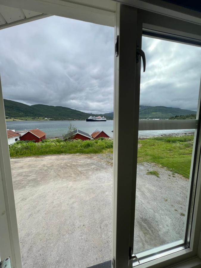 Visit Leif At Senja Apartamento Gibostad Exterior foto